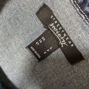 Small Jean Jacket With Flowers From Urban Planet